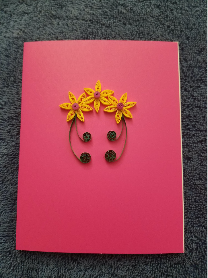 DIY Greeting Card Using Quilling 